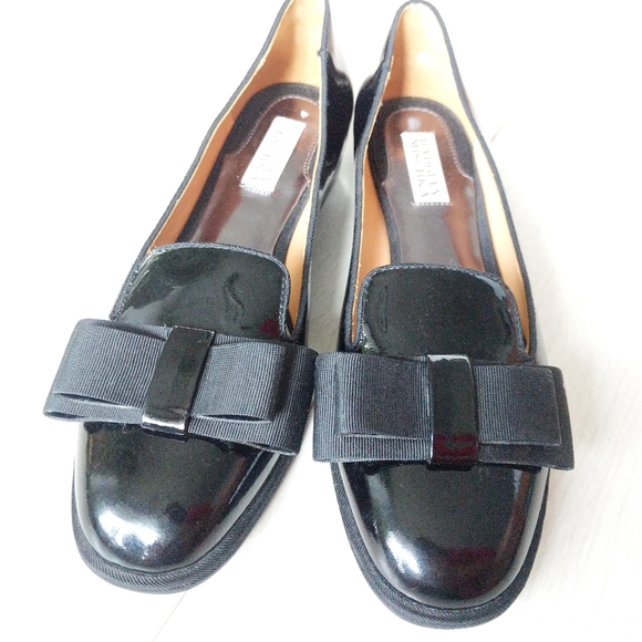 NWOT Badgley Mischka Patent Leather Bow Loafers - Picture 3 of 11